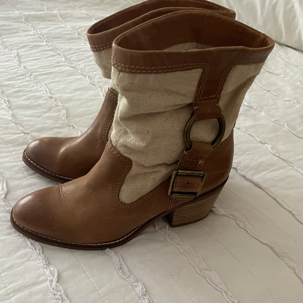 Lucky Brand booties